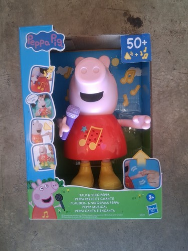 Peppa pig singing - pig,